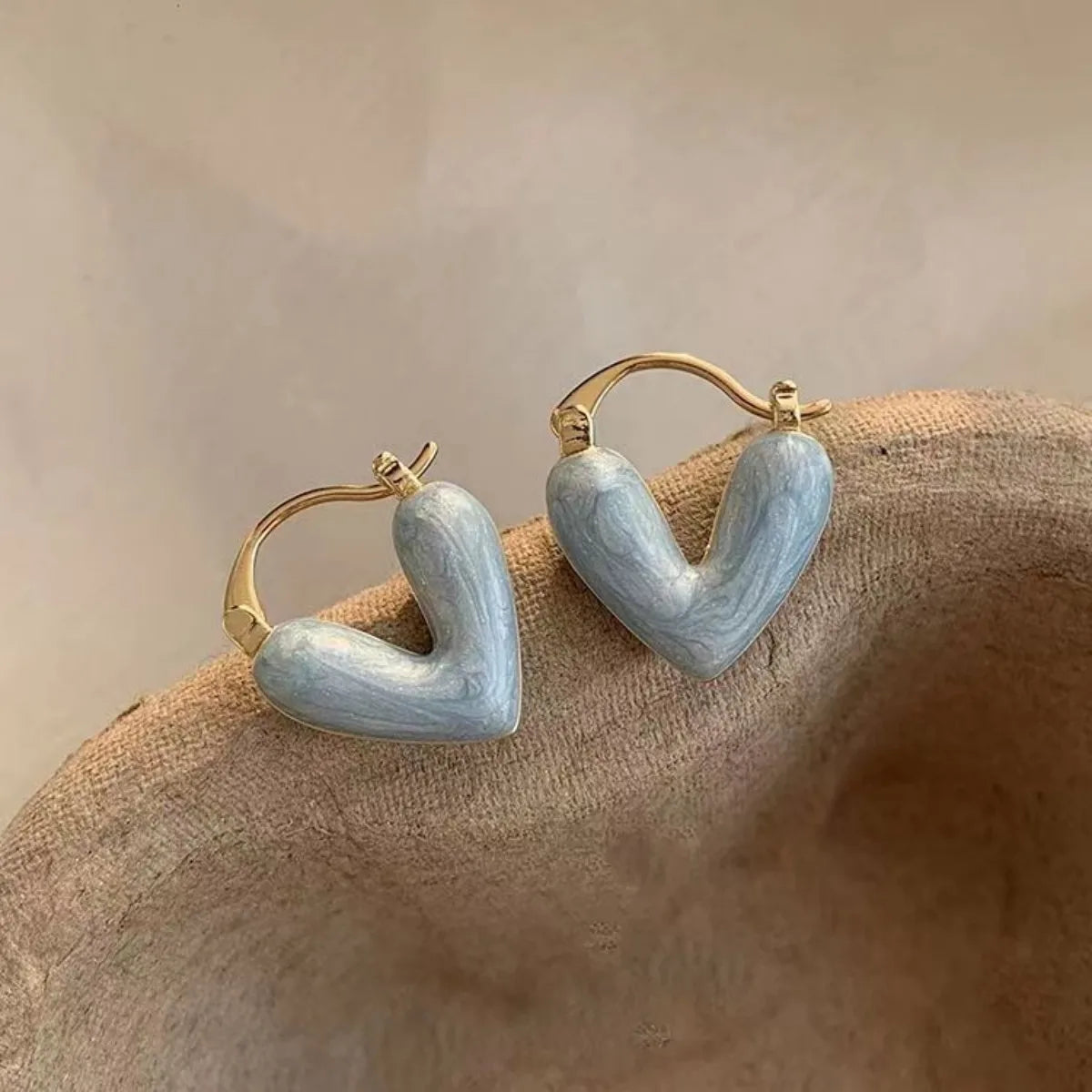 2pc Heart Golden Alloy Earrings Drip Glaze Process Imitation Pearl Color Beautiful Women's New Advanced Sense Y2k Unique Sexy