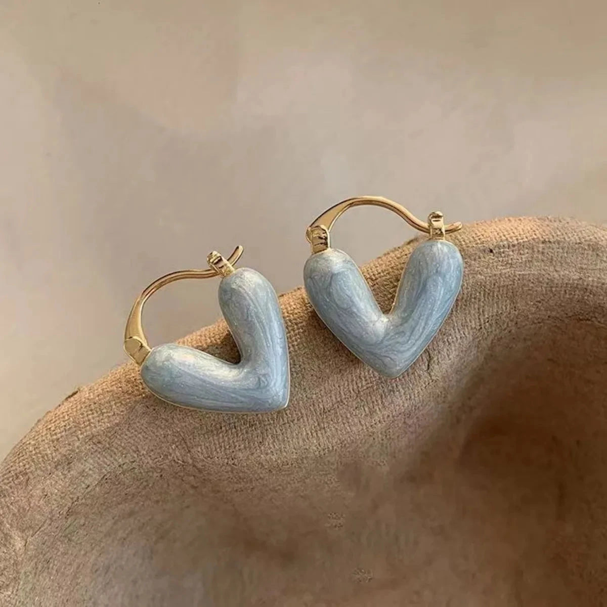 2pc Heart Golden Alloy Earrings Drip Glaze Process Imitation Pearl Color Beautiful Women's New Advanced Sense Y2k Unique Sexy 99 in 1